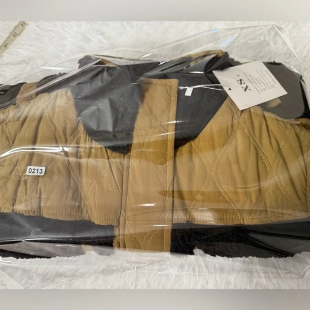 NWT faux fur lined olive green vest XS - Picture 10 of 10